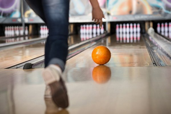 Bowling - zábava pro dvojité rande a nejen to